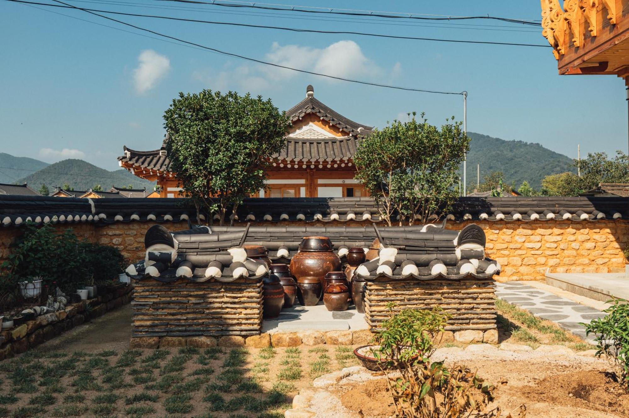 Hanok Stay Seowa Gyeongju Exteriör bild