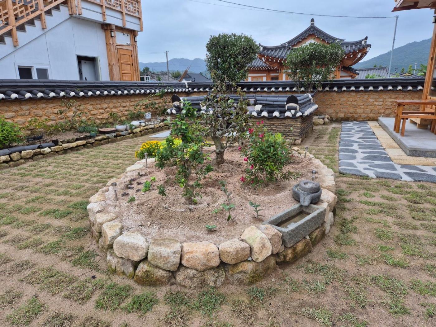 Hanok Stay Seowa Gyeongju Exteriör bild