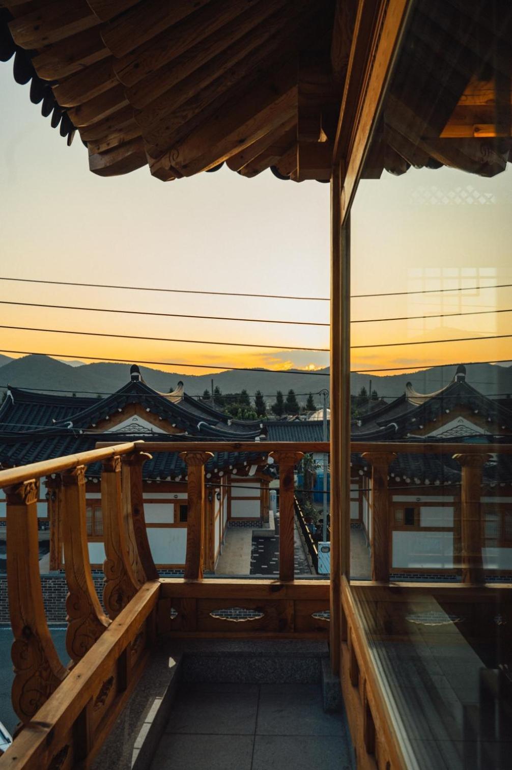 Hanok Stay Seowa Gyeongju Exteriör bild